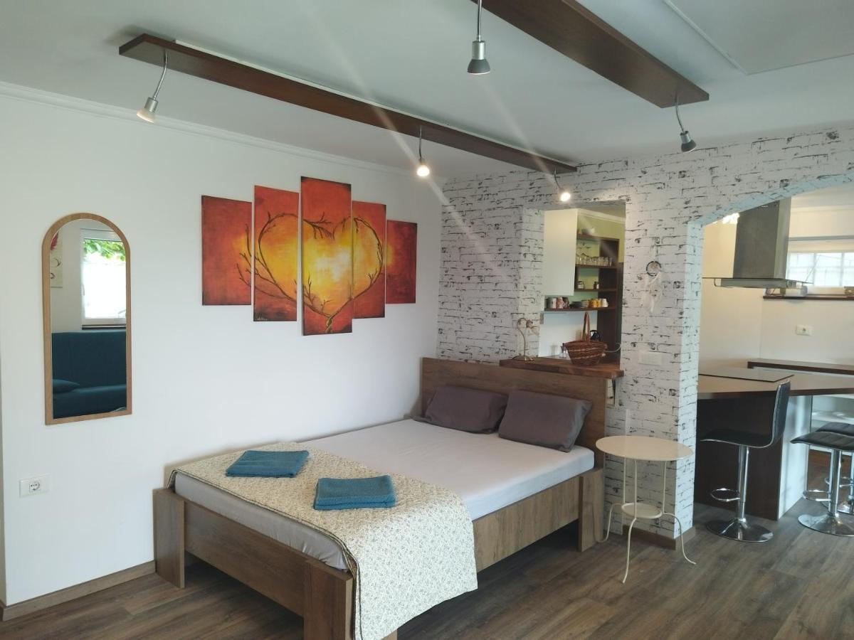 Apartma Salvia-Guest House Lucija Εξωτερικό φωτογραφία