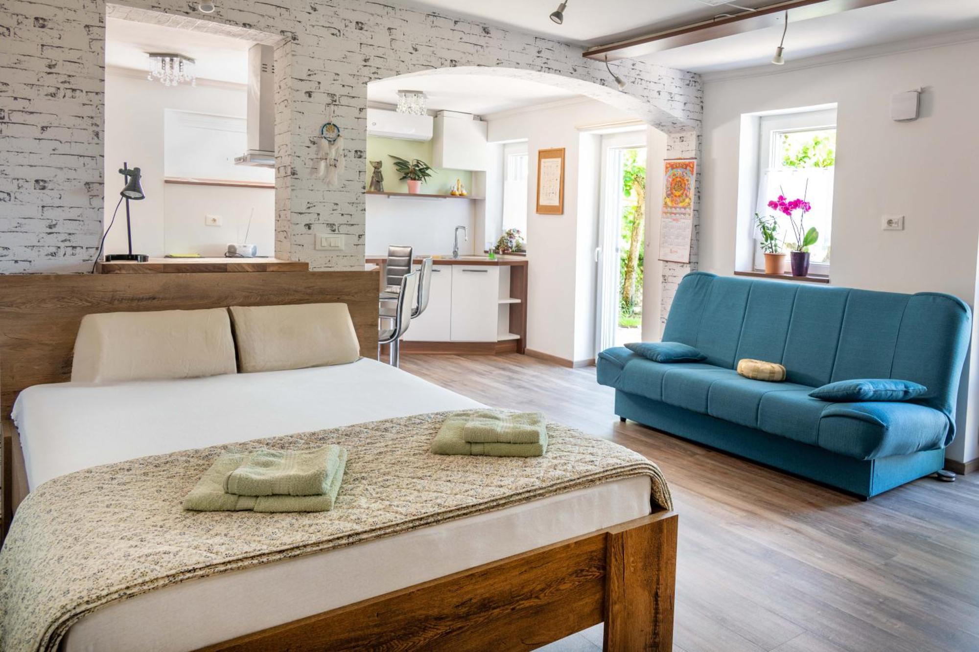 Apartma Salvia-Guest House Lucija Εξωτερικό φωτογραφία